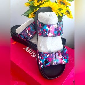 Alegria Womens Collage Party Sandals size 7 NEW